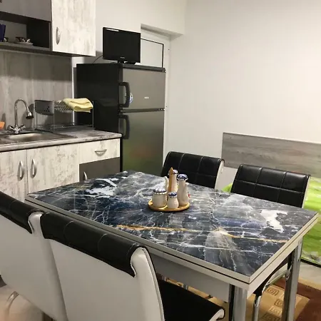 Апартамент Нощувки Шумен * 슈멘