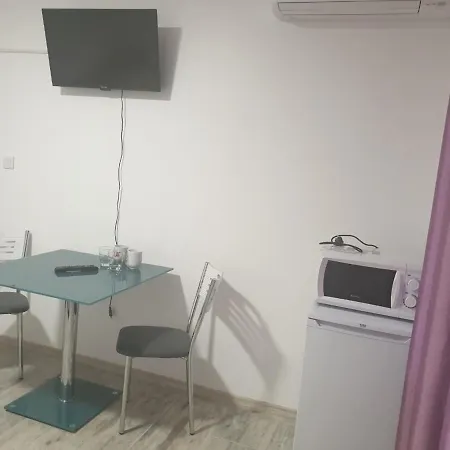 아파트 Апартамент Нощувки Шумен 슈멘