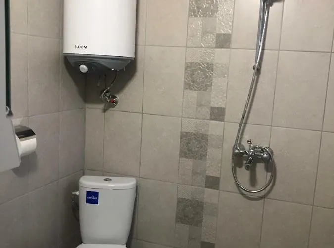 Апартамент Нощувки Шумен *